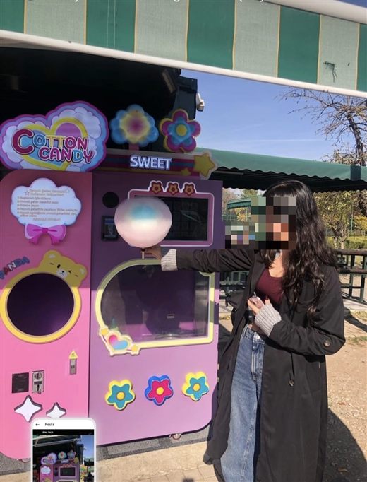 November 2025: a candy floss machine in a car park — the screen shows VISA, Mastercard, troy and American Express